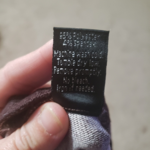 Lildy L unique plaid vneck slight cuff button sleeve pleated back - Picture 9 of 9